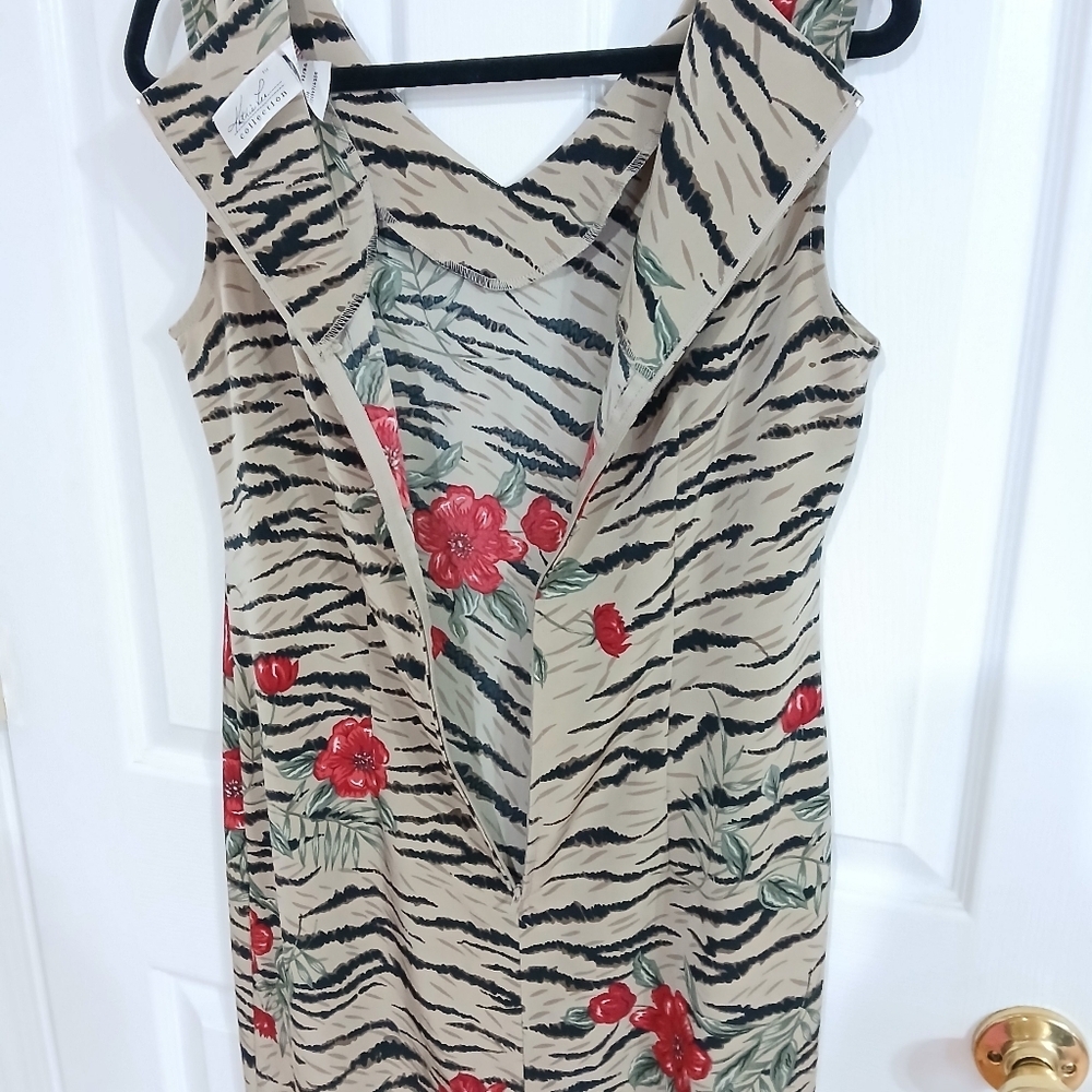 Vintage Zebra Print Sleeveless Dress with Red Floral Accents Midi Cruise Resort - Picture 6 of 6